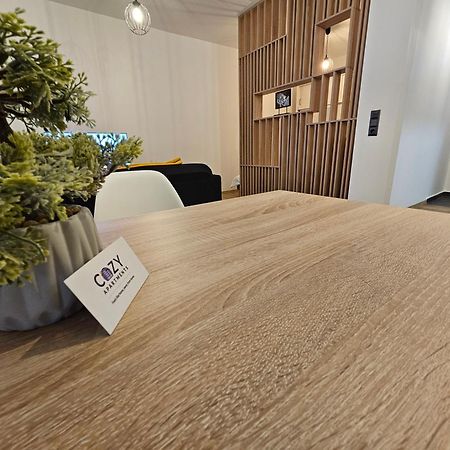 Deluxe Cozy Studios On Central M Eminescu Street #Тиргу-Муреш Екстер'єр фото