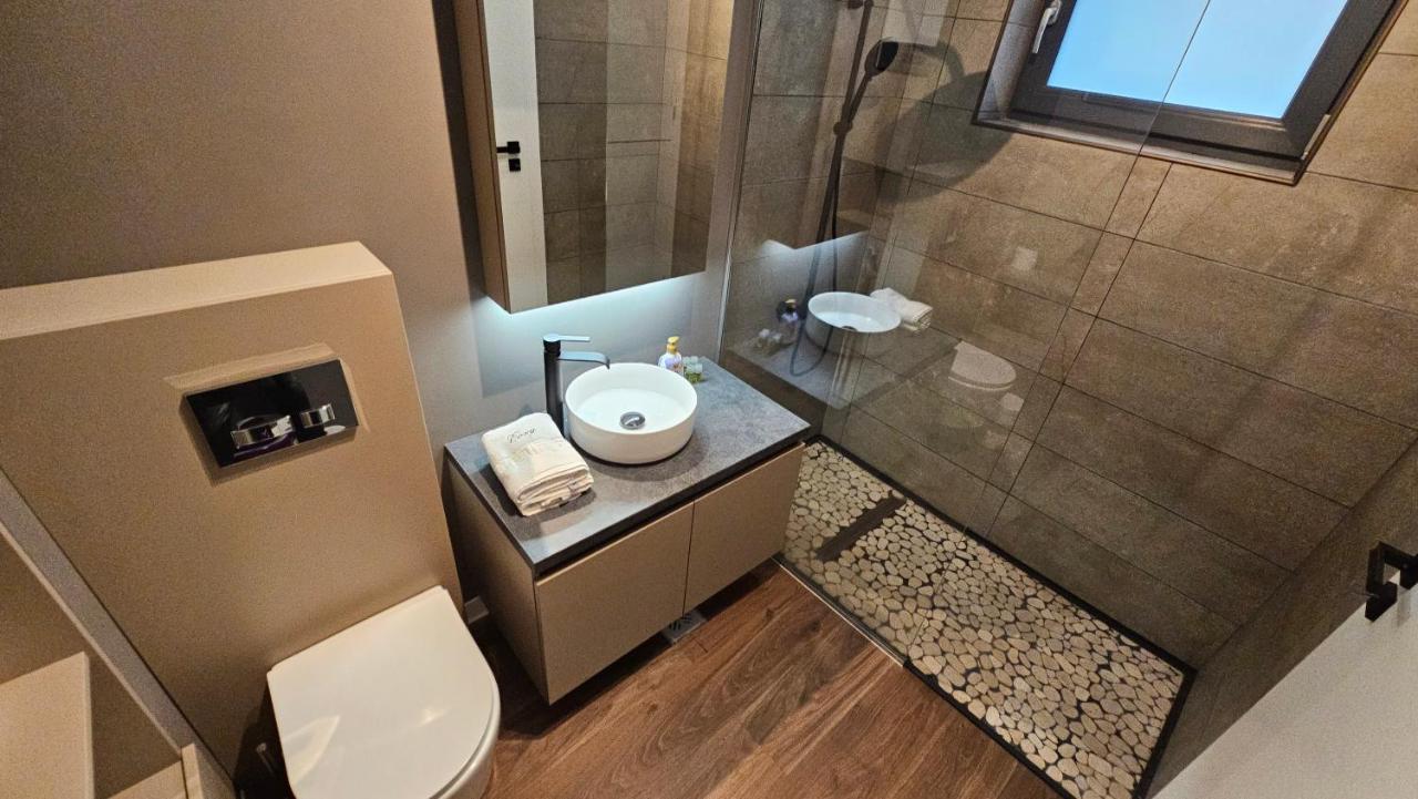 Deluxe Cozy Studios On Central M Eminescu Street #Тиргу-Муреш Екстер'єр фото